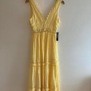 NWT Venus Yellow Maxi Dress, Size 4, with slip bottom for no see thru.